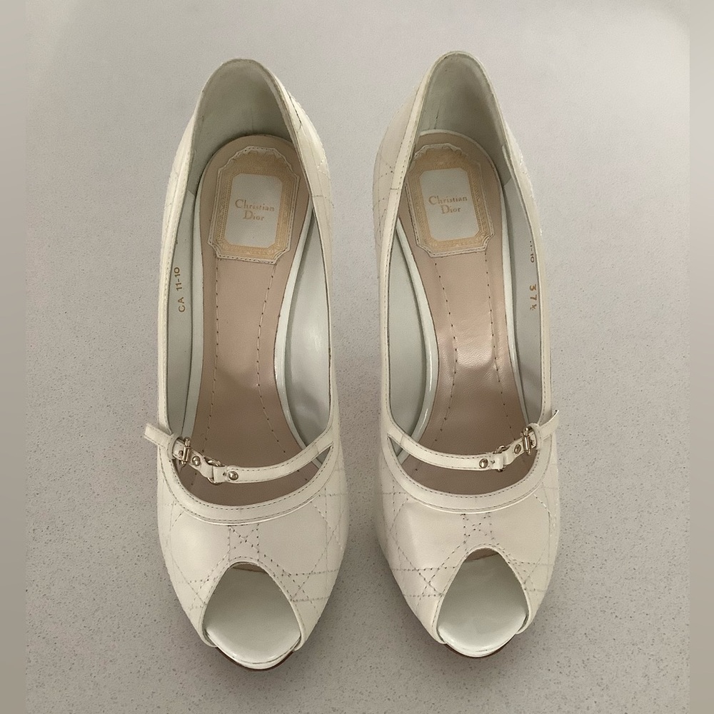 Christian Dior Buckle Pump